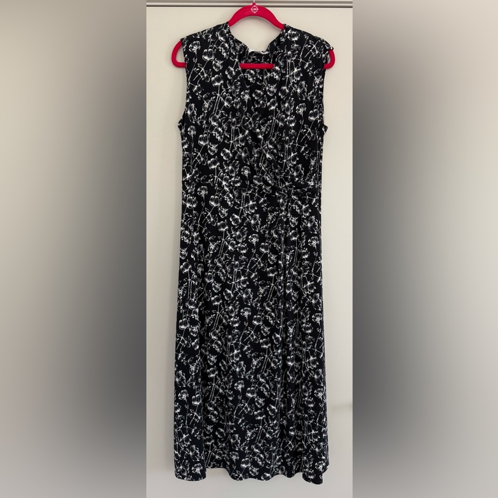 Chaus Black and White Sleeveless Floral Maxi Dress XL
